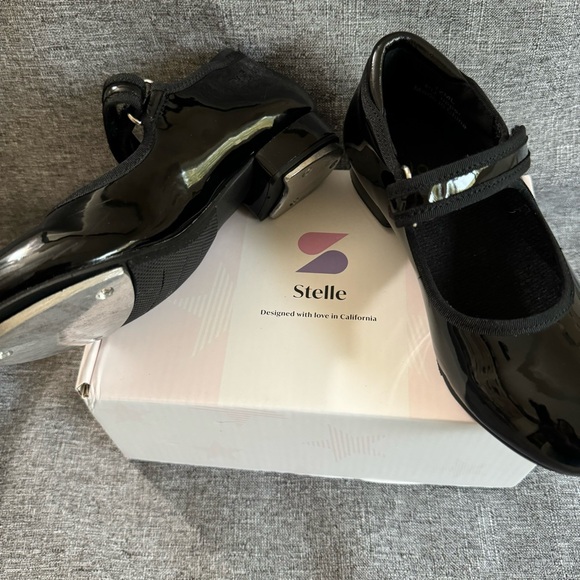 Stelle kids tap shoes - worn only once - Picture 9 of 13